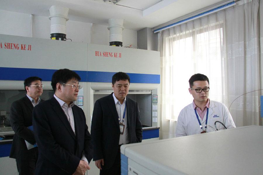 乳山市委書記高書良到海利爾調研