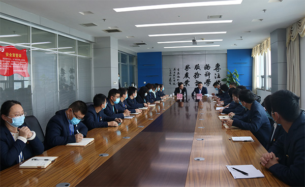 城陽區工信局黨組書記李強到公司宣講黨的二十大精神