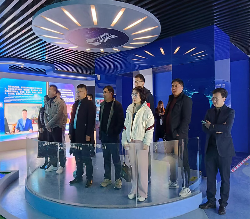 城陽街道商會企業家來海利爾參觀交流學習